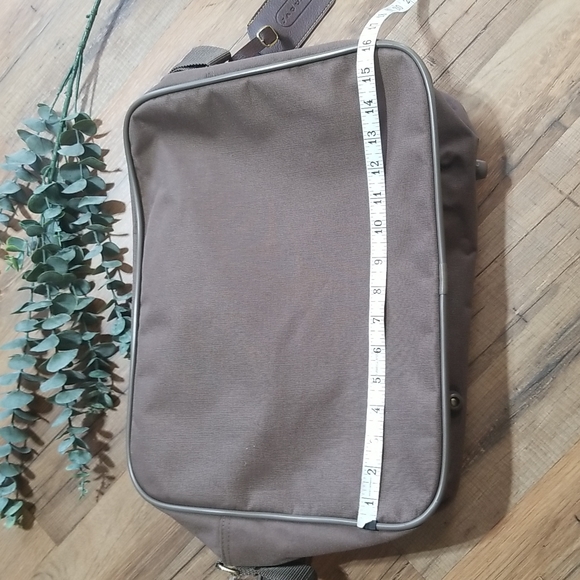 VINTAGE Brown Canvas Carry-on Travel Luggage Bag - Picture 14 of 15